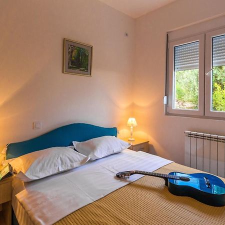 Blue Mediterranean Apartments Sveti Stefan Kamer foto