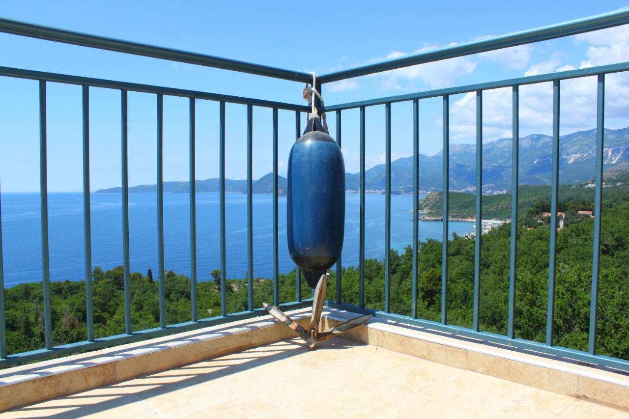 Blue Mediterranean Apartments Sveti Stefan Buitenkant foto