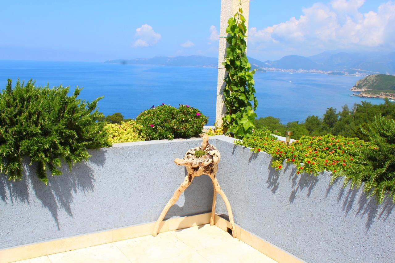Blue Mediterranean Apartments Sveti Stefan Buitenkant foto